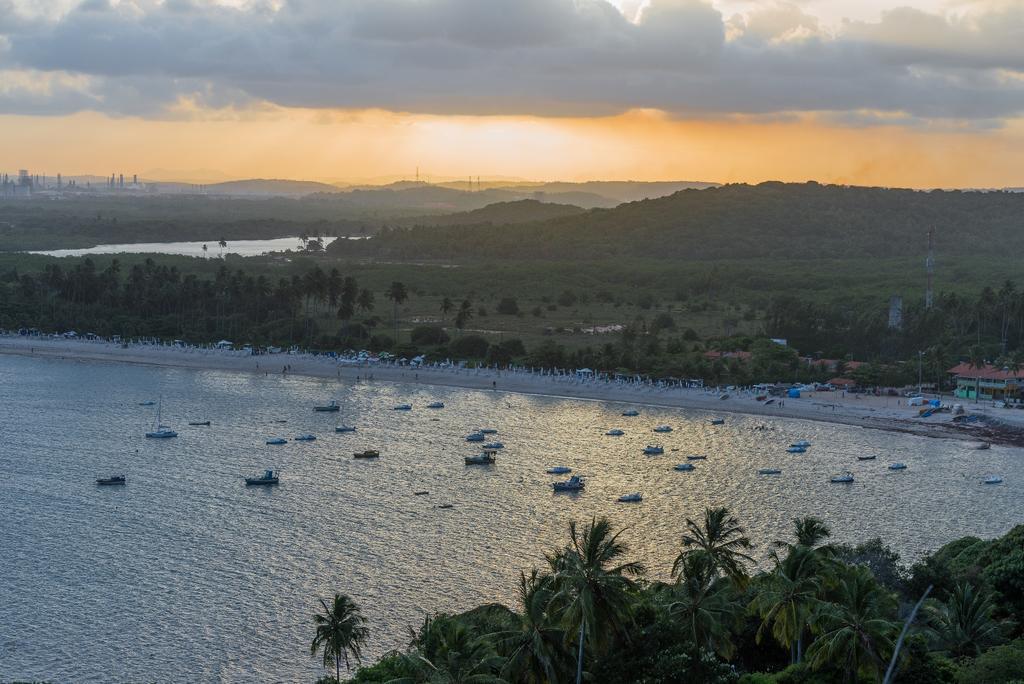 Sheraton Reserva Do Paiva Cabo de Santo Agostinho Phòng bức ảnh Sunset at the mouth of the river